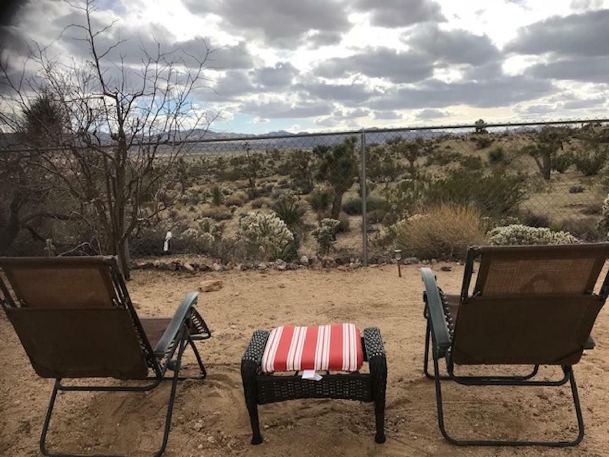 Desert Oasis - Joshua Tree Peaceful Retreat Home Yucca Valley Exterior photo